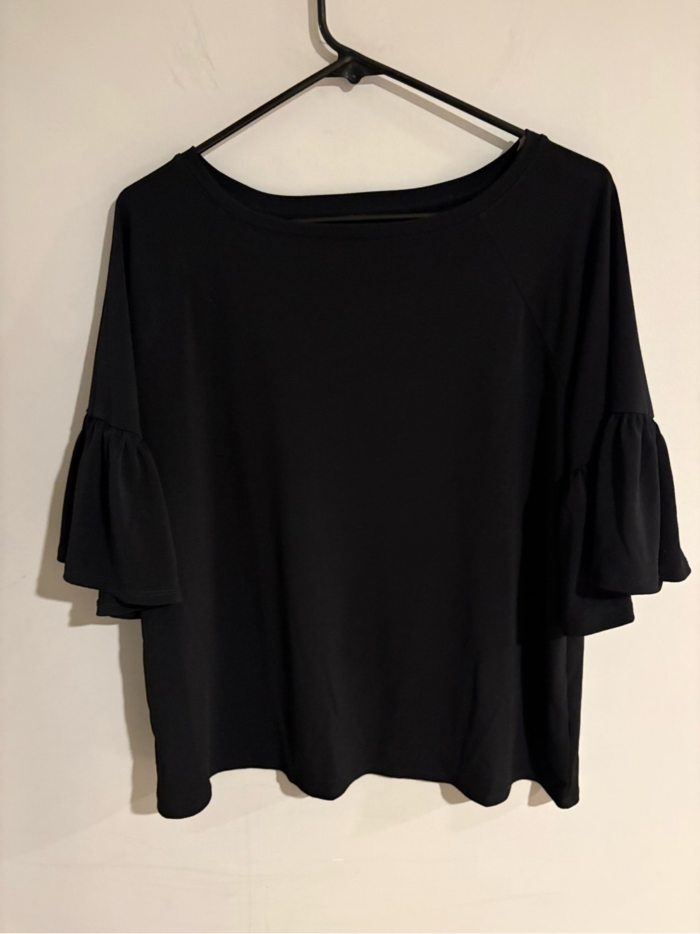 Worthington Black Bell Sleeve Blouse Women’s L Ruffle Flare Sleeve Top
